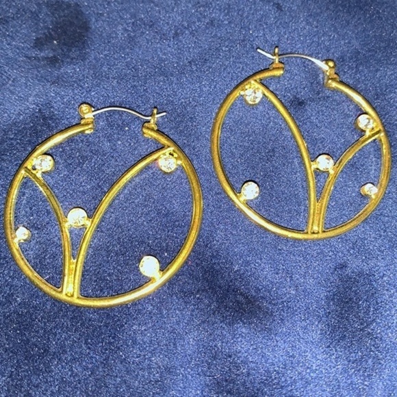Large Gold and CZ Hoop Earings - Picture 13 of 13